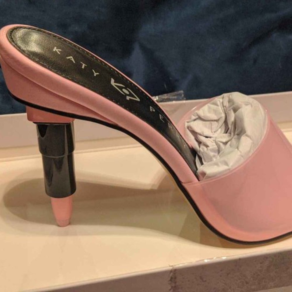 New Katy Perry "Glossy" Pink lipstick Heel
